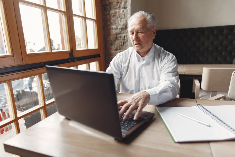 Best Laptops For Seniors